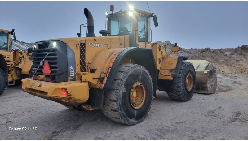 Volvo L220E - Fadrom me goma: foto 1 Volvo L220E - Fadrom me goma: foto 1
