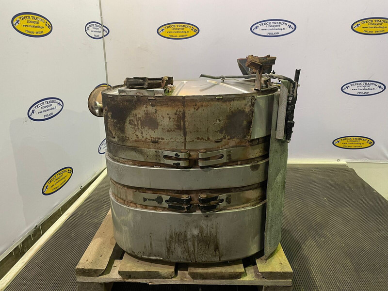 Volvo Silencer - Zhurmëmbytësi: foto 2 Volvo Silencer - Zhurmëmbytësi: foto 2