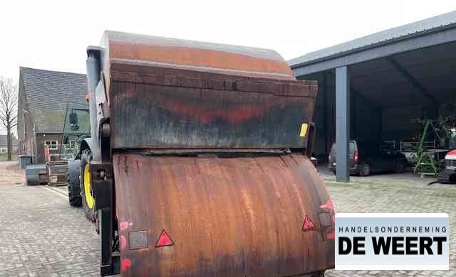 Trioliet triomix 1-1200 - Vagon për përzierjen e foragjereve: foto 4 Trioliet triomix 1-1200 - Vagon për përzierjen e foragjereve: foto 4