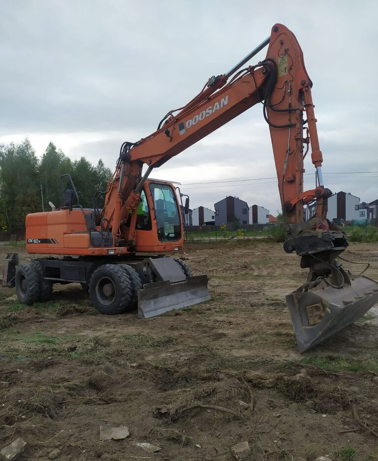 Doosan DX160 w - Ekskavator me goma: foto 4 Doosan DX160 w - Ekskavator me goma: foto 4