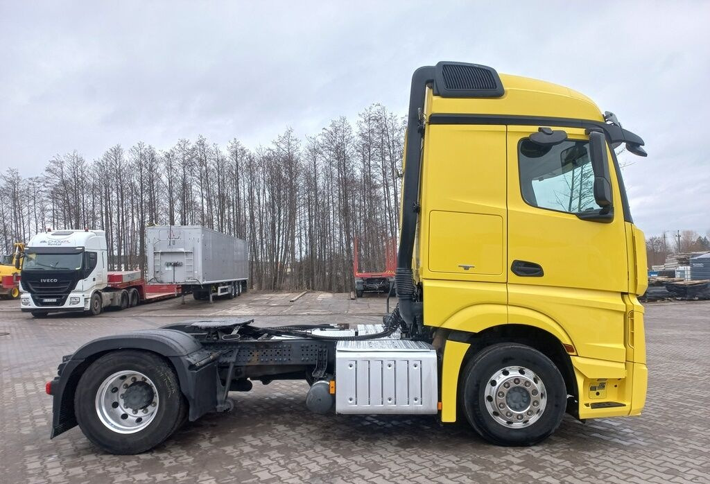 Mercedes-Benz ACTROS 1845 LS - Gjysmë-kamion: foto 5 Mercedes-Benz ACTROS 1845 LS - Gjysmë-kamion: foto 5