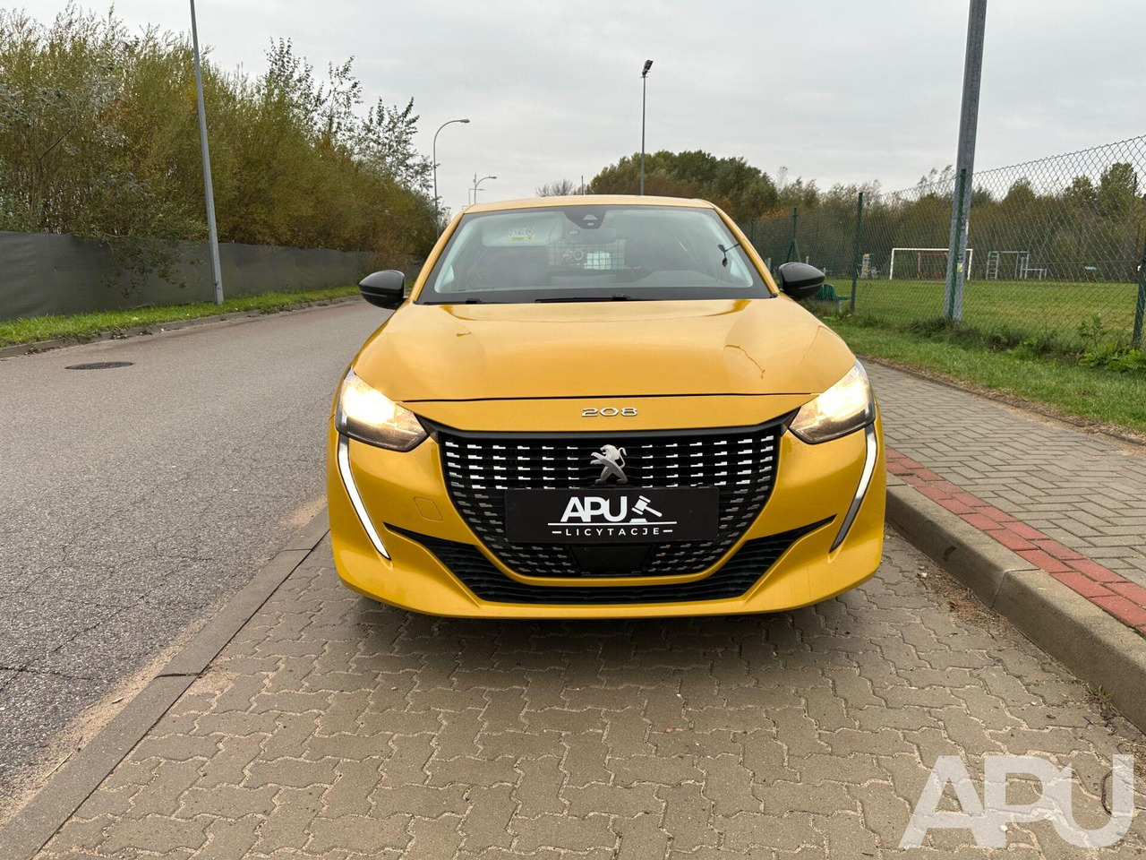 PEUGEOT 208 1,2 VAN - Veturë: foto 2 PEUGEOT 208 1,2 VAN - Veturë: foto 2