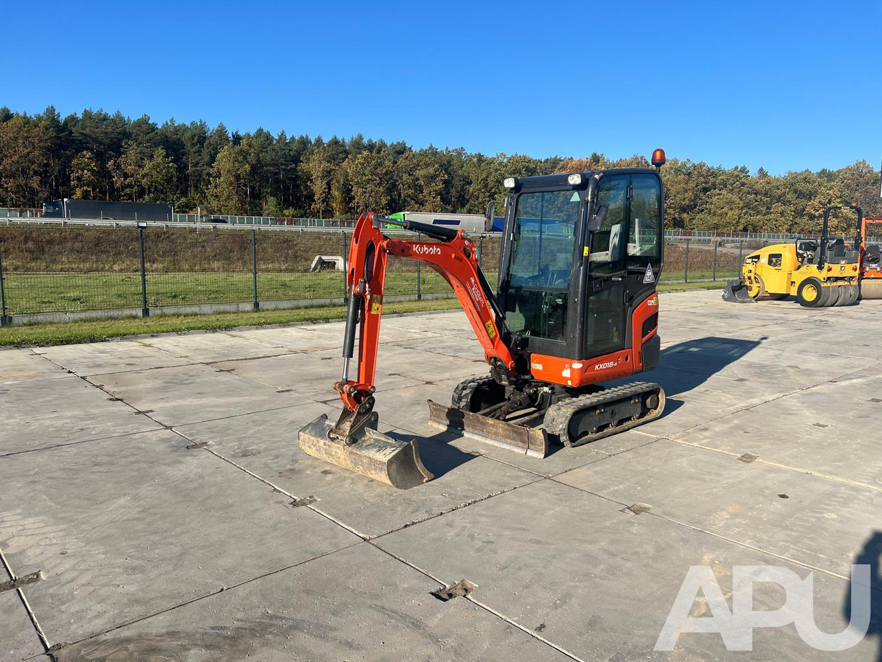 Mini koparka KUBOTA KX018-4 - Miniekskavator: foto 1 Mini koparka KUBOTA KX018-4 - Miniekskavator: foto 1