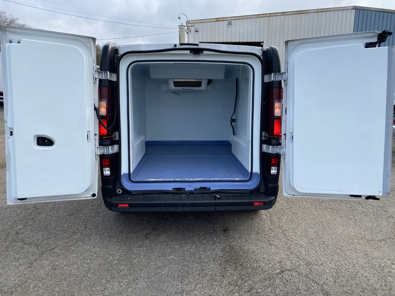 Renault Trafic - Furgon frigorifer: foto 5 Renault Trafic - Furgon frigorifer: foto 5