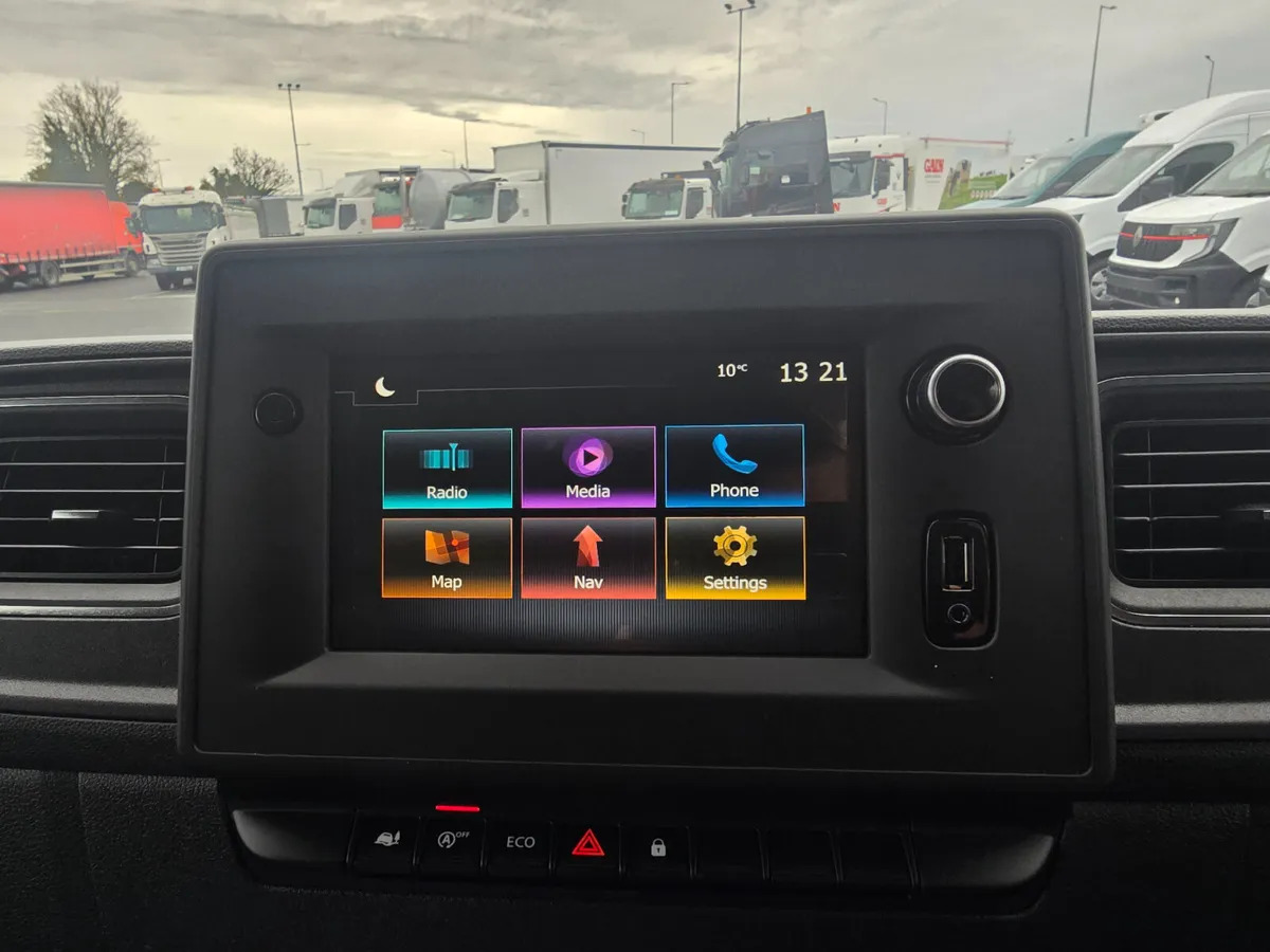 New Renault Master L4H2 RWD - Furgon: foto 5 New Renault Master L4H2 RWD - Furgon: foto 5