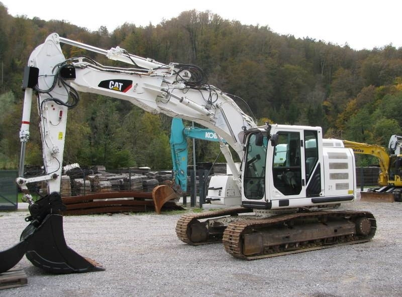CAT 320E LRR 4 orodja - Ekskavator me zinxhirë: foto 1 CAT 320E LRR 4 orodja - Ekskavator me zinxhirë: foto 1
