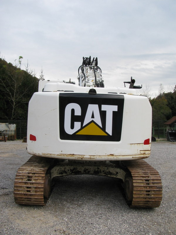 CATERPILLAR 320E LRR with 4 tools - Ekskavator me zinxhirë: foto 5 CATERPILLAR 320E LRR with 4 tools - Ekskavator me zinxhirë: foto 5