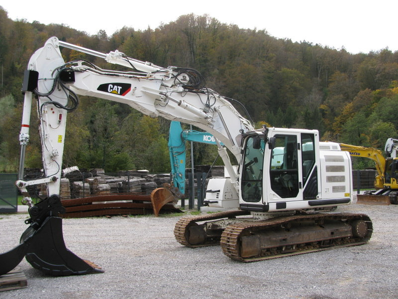 CATERPILLAR 320E LRR with 4 tools - Ekskavator me zinxhirë: foto 1 CATERPILLAR 320E LRR with 4 tools - Ekskavator me zinxhirë: foto 1