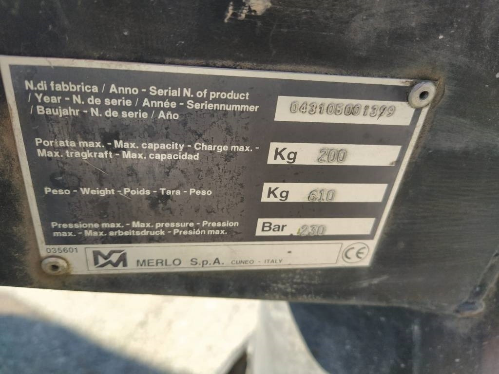 Merlo Roto 40.21 EV S - Ekskavator teleskopik: foto 4 Merlo Roto 40.21 EV S - Ekskavator teleskopik: foto 4