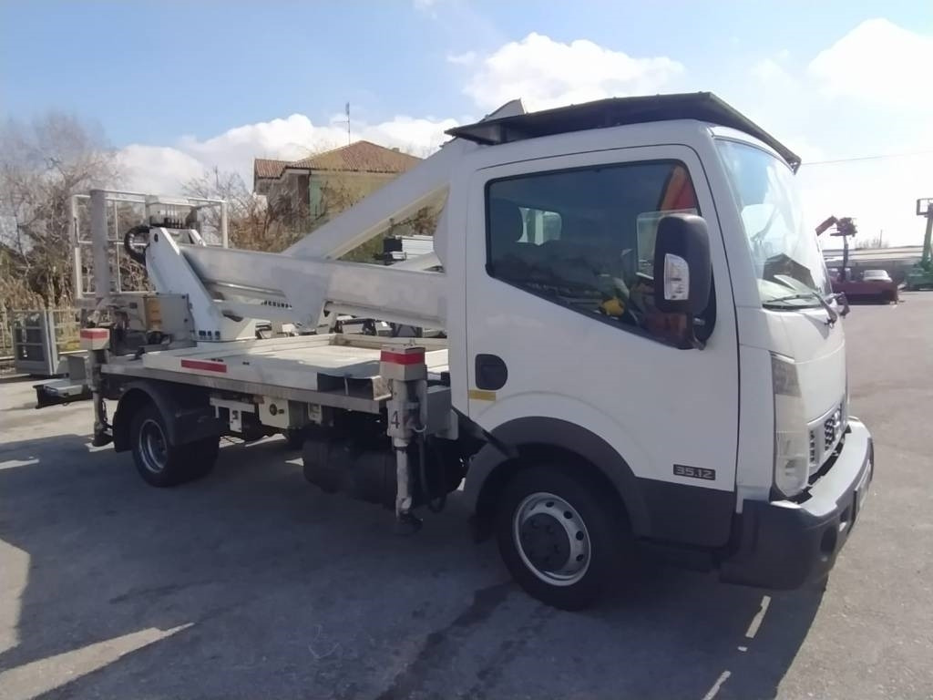 Multitel HX200 - Platformë ajrore e montuar në kamion: foto 5 Multitel HX200 - Platformë ajrore e montuar në kamion: foto 5