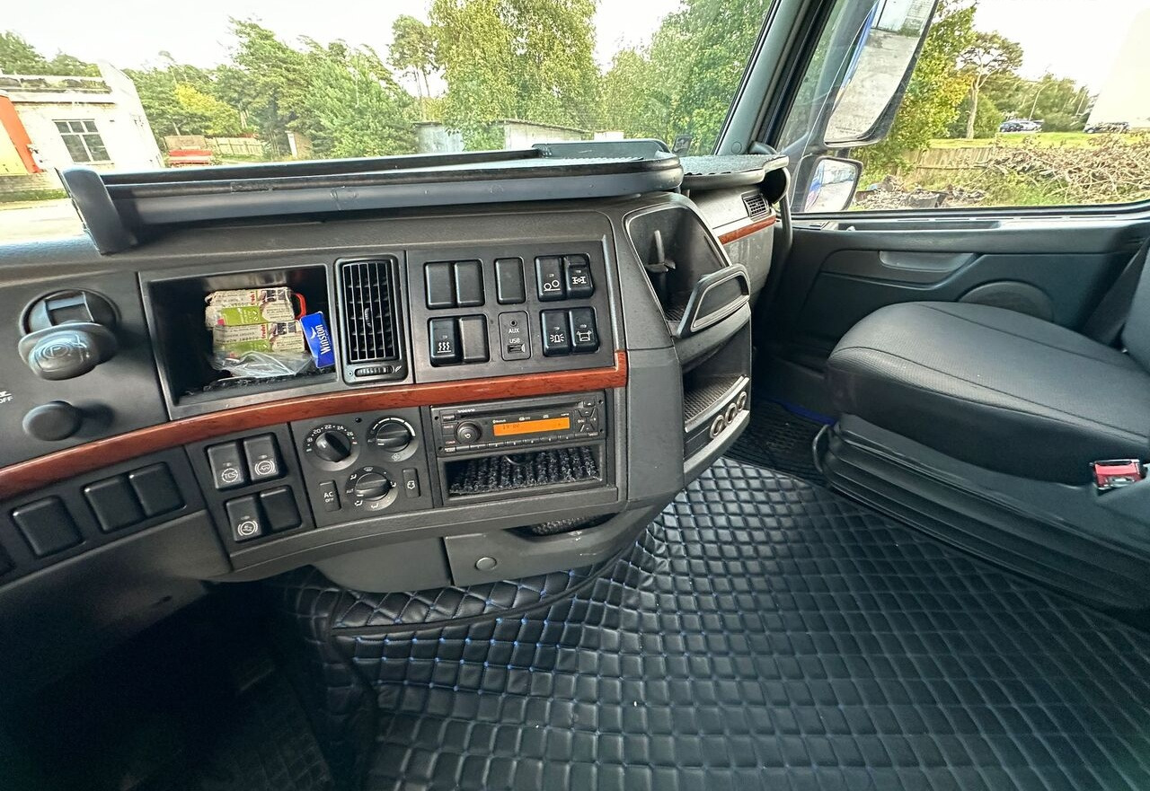 Gjysmë-kamion Volvo FH 500: foto 14