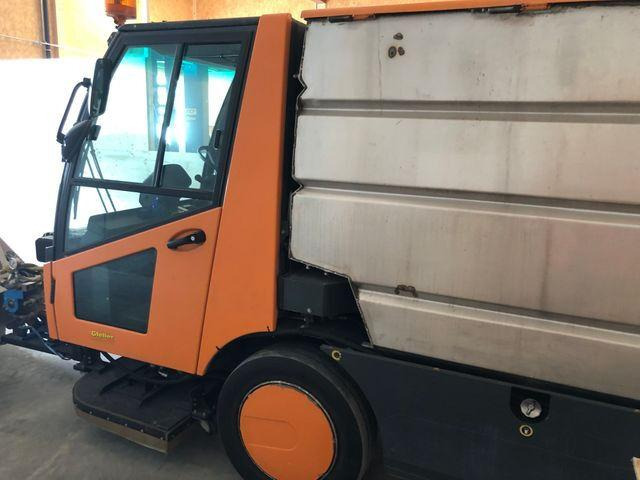 AEBI SCHMIDT Úttisztító - Makinë fshirëse për rrugët: foto 4 AEBI SCHMIDT Úttisztító - Makinë fshirëse për rrugët: foto 4