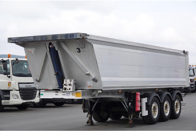 Benalu WYWROTKA / 26 m3 / ALUMINIOWA / OŚ PODNOSZONA / WAGA: 5 000 KG / - Gjysmë rimorkio vetëshkarkuese: foto 1 Benalu WYWROTKA / 26 m3 / ALUMINIOWA / OŚ PODNOSZONA / WAGA: 5 000 KG / - Gjysmë rimorkio vetëshkarkuese: foto 1