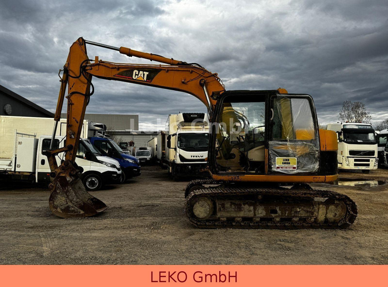 Caterpillar 311C Mit Zwei Löffeln - Ekskavator me zinxhirë: foto 4 Caterpillar 311C Mit Zwei Löffeln - Ekskavator me zinxhirë: foto 4