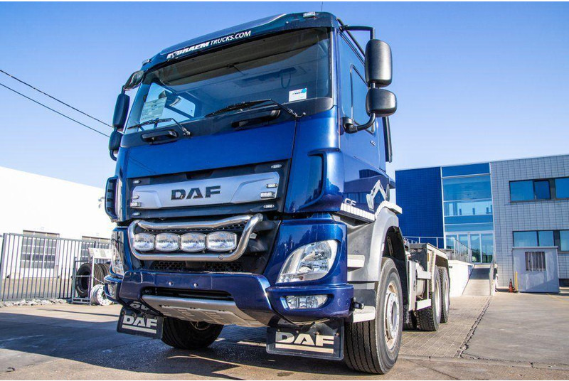 DAF CF 450 - Kamion vetëngarkues: foto 1 DAF CF 450 - Kamion vetëngarkues: foto 1