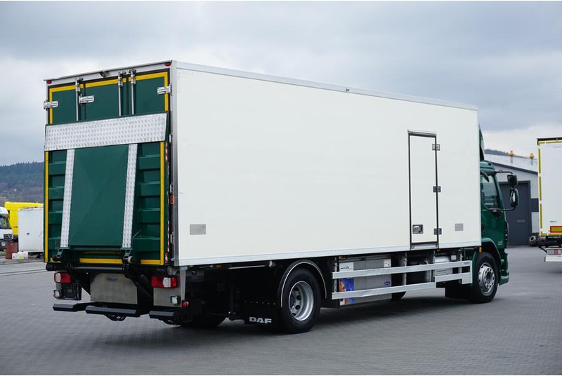 DAF LF / 250 / EURO 6 / CHŁODNIA + WINDA / MULTITEMPERATURA - Kamion frigorifer: foto 5 DAF LF / 250 / EURO 6 / CHŁODNIA + WINDA / MULTITEMPERATURA - Kamion frigorifer: foto 5
