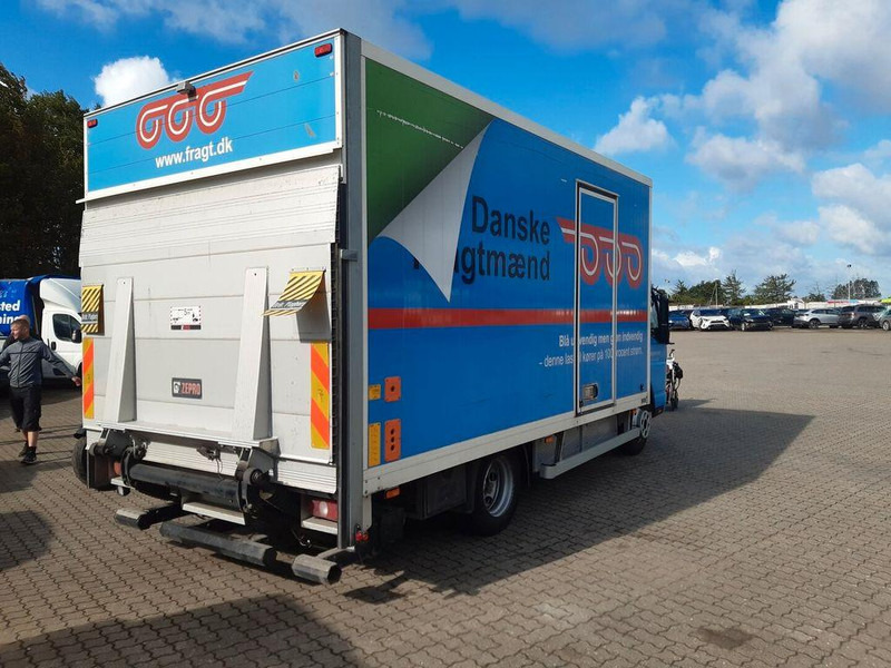 FUSO E CANTER 7C18 E 4X2 - Kamion vagonetë: foto 5 FUSO E CANTER 7C18 E 4X2 - Kamion vagonetë: foto 5