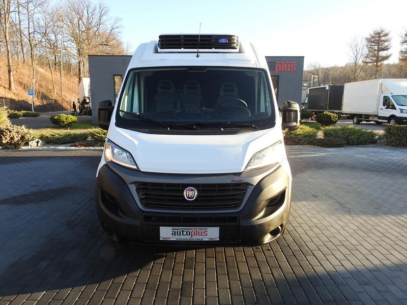Fiat DUCATO FURGON CHŁODNIA -10*C ZASILANIE 230V KLIMATYZACJA 175KM - Furgon frigorifer: foto 5 Fiat DUCATO FURGON CHŁODNIA -10*C ZASILANIE 230V KLIMATYZACJA 175KM - Furgon frigorifer: foto 5