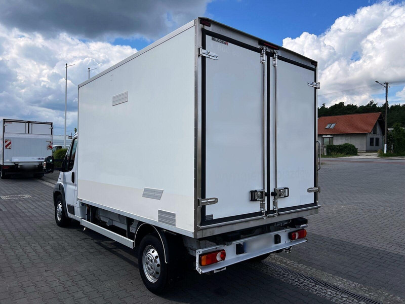 Fiat Ducato Kontener Chłodnia/Mroźnia 3x Drzwi 230V Salon PL - Furgon frigorifer: foto 3 Fiat Ducato Kontener Chłodnia/Mroźnia 3x Drzwi 230V Salon PL - Furgon frigorifer: foto 3