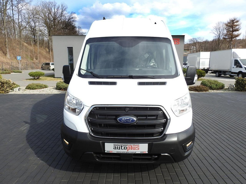 Ford TRANSIT FURGON BRYGADÓWKA 6 MIEJSC TEMPOMAT LEDY KLIMATYZACJA - Minibus, Furgon pasagjerësh: foto 5 Ford TRANSIT FURGON BRYGADÓWKA 6 MIEJSC TEMPOMAT LEDY KLIMATYZACJA - Minibus, Furgon pasagjerësh: foto 5