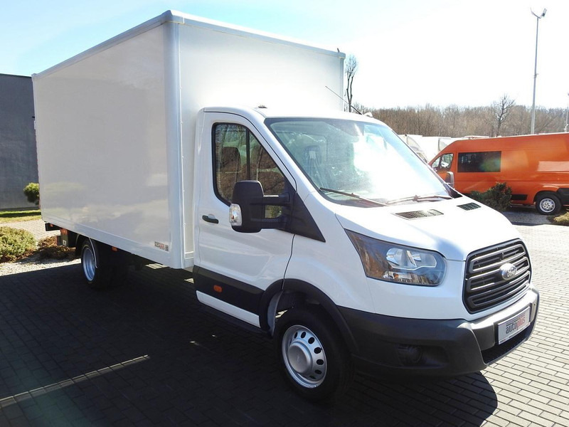 Ford TRANSIT KONTENER WINDA 8 PALET BLIŹNIACZE KOŁA KLIMATYZACJA 13 - Kamioncine me kontinier: foto 4 Ford TRANSIT KONTENER WINDA 8 PALET BLIŹNIACZE KOŁA KLIMATYZACJA 13 - Kamioncine me kontinier: foto 4