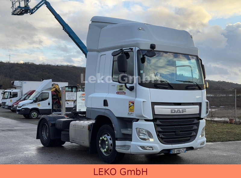 DAF CF 400.19 - Gjysmë-kamion: foto 1 DAF CF 400.19 - Gjysmë-kamion: foto 1