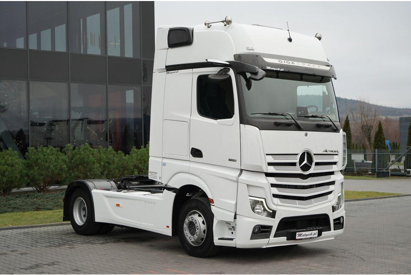 Mercedes-Benz ACTROS 1851 / RETARDER / GIGA SPACE / EURO 6 / SPROWADZONY - Gjysmë-kamion: foto 2 Mercedes-Benz ACTROS 1851 / RETARDER / GIGA SPACE / EURO 6 / SPROWADZONY - Gjysmë-kamion: foto 2