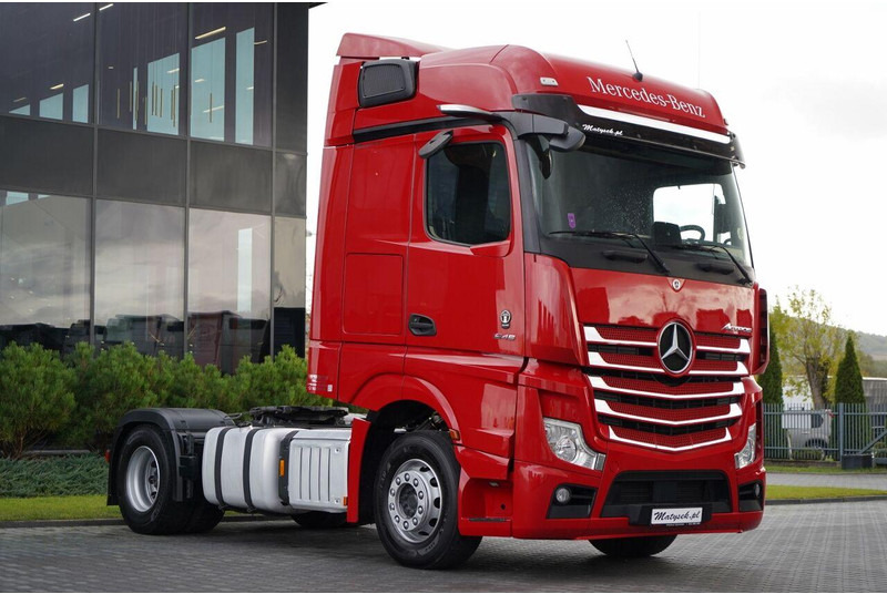 Mercedes-Benz Actros 1845 - Gjysmë-kamion: foto 1 Mercedes-Benz Actros 1845 - Gjysmë-kamion: foto 1