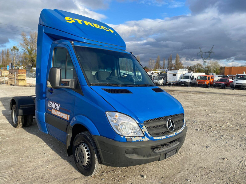 Mercedes-Benz Sprinter 519 - BE Mini Trekker - SZM - 3.5t - Gjysmë-kamion: foto 1 Mercedes-Benz Sprinter 519 - BE Mini Trekker - SZM - 3.5t - Gjysmë-kamion: foto 1