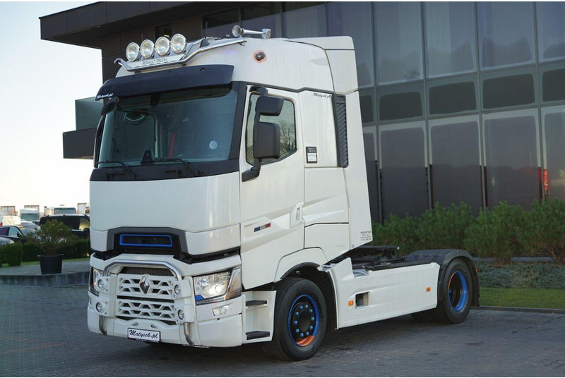 Renault T 520 / RETARDER / SKÓRY / LIMITED / TEAM ALPINE 52/99 - Gjysmë-kamion: foto 2 Renault T 520 / RETARDER / SKÓRY / LIMITED / TEAM ALPINE 52/99 - Gjysmë-kamion: foto 2