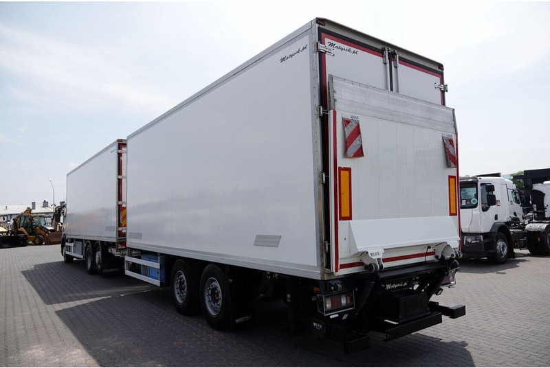 Scania P 410 / CHŁODNIA / ZESTAW TANDEM / PRZEJAZDOWY / 3x Agregat FRIG - Gjysmë-kamion: foto 4 Scania P 410 / CHŁODNIA / ZESTAW TANDEM / PRZEJAZDOWY / 3x Agregat FRIG - Gjysmë-kamion: foto 4