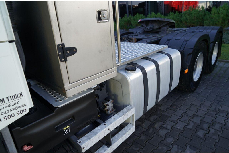 Lizingu i Volvo FH 16 / 660 / 6x4 / DMC: 180.000 KG !! / RETARDER / EURO 6 / I-P Volvo FH 16 / 660 / 6x4 / DMC: 180.000 KG !! / RETARDER / EURO 6 / I-P: foto 12