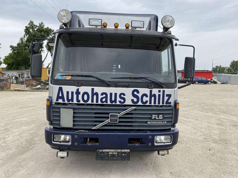 Volvo FL 6 210 - Tractor - Gjysmë-kamion: foto 2 Volvo FL 6 210 - Tractor - Gjysmë-kamion: foto 2