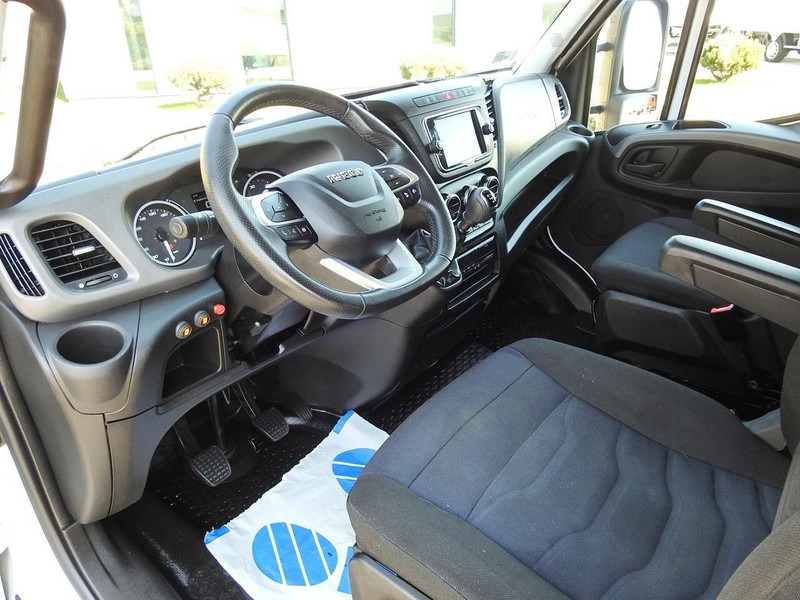 Iveco DAILY 70C18 KONTENER WINDA 14 PALET WEBASTO TEMPOMAT NAWIGACJA L - Kamion vagonetë: foto 2 Iveco DAILY 70C18 KONTENER WINDA 14 PALET WEBASTO TEMPOMAT NAWIGACJA L - Kamion vagonetë: foto 2
