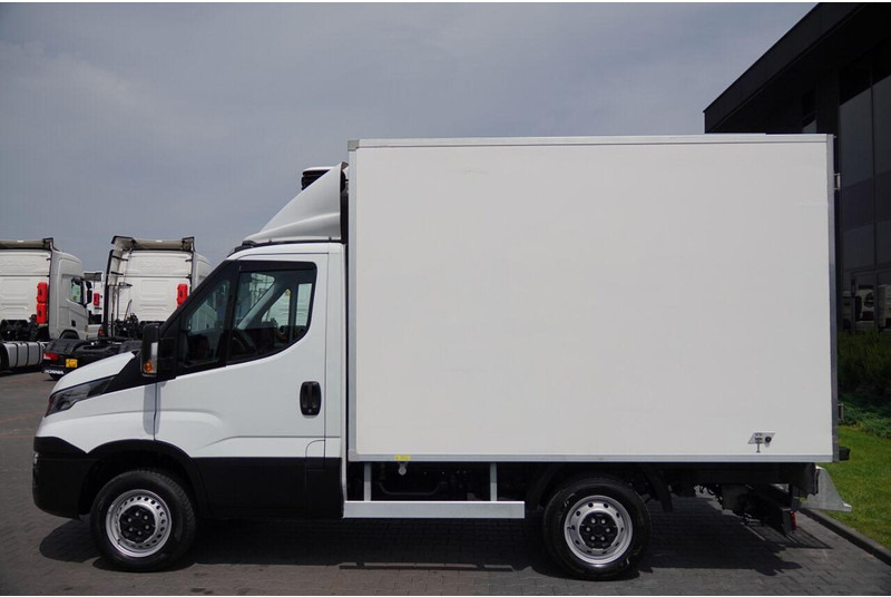 Iveco DAILY / CHŁODNIA / AGREGAT CARIER -XARIOS 200 / Sprowadzony - Furgon frigorifer: foto 4 Iveco DAILY / CHŁODNIA / AGREGAT CARIER -XARIOS 200 / Sprowadzony - Furgon frigorifer: foto 4