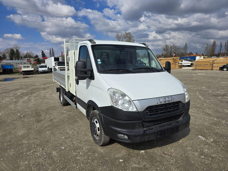 Iveco Daily 35 C 13 - Tipper + tool box - Kamioncine vetëshkarkuese: foto 1 Iveco Daily 35 C 13 - Tipper + tool box - Kamioncine vetëshkarkuese: foto 1