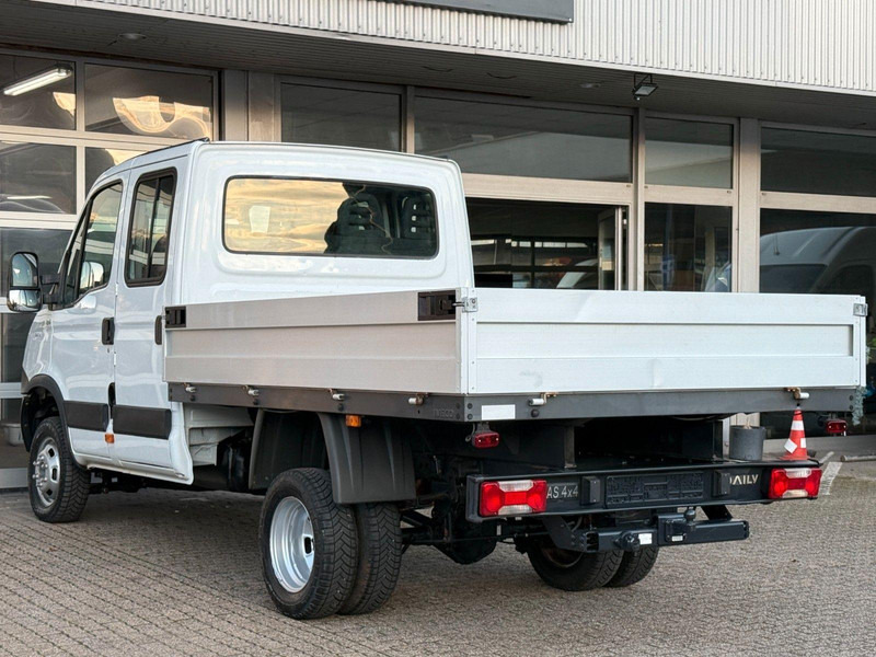 Iveco Daily 35C15 flatbed - Kamioncine me karroceri, Kamioncine dopio kabinë: foto 4 Iveco Daily 35C15 flatbed - Kamioncine me karroceri, Kamioncine dopio kabinë: foto 4