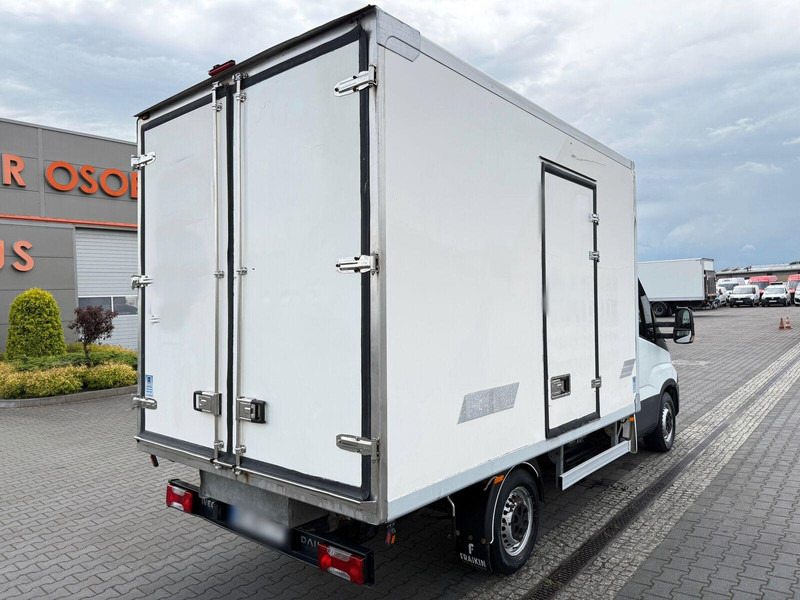 Iveco Daily 35S15 3.0 Diesel Kontener 3x Drzwi Chłodnia Izoterma Therm - Furgon frigorifer: foto 4 Iveco Daily 35S15 3.0 Diesel Kontener 3x Drzwi Chłodnia Izoterma Therm - Furgon frigorifer: foto 4