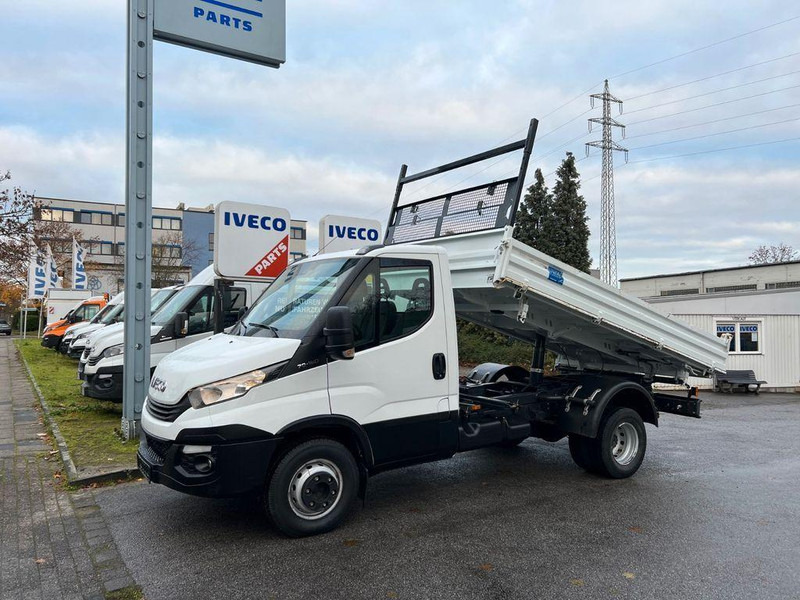 Iveco Daily 70 C 18 - Kamion vetëshkarkues: foto 1 Iveco Daily 70 C 18 - Kamion vetëshkarkues: foto 1