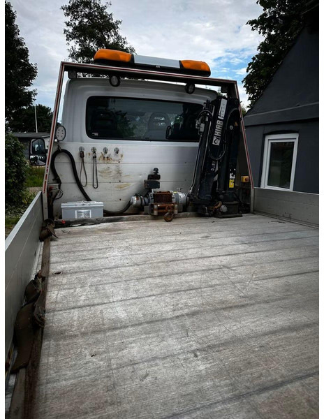 Iveco Daily 70C17 - Car transporter + crane - Autotransportues: foto 4 Iveco Daily 70C17 - Car transporter + crane - Autotransportues: foto 4