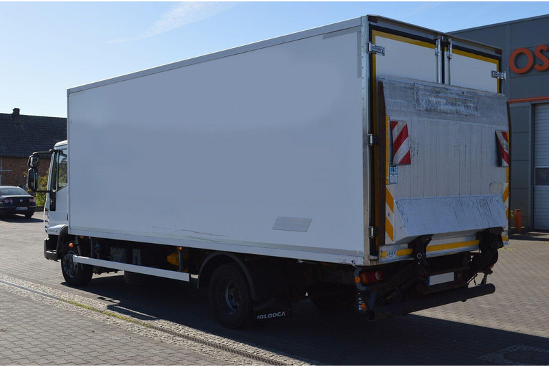 Iveco EUROCARGO 120EL18 REFRIGERATOR+LIFT SIDE DOOR - Kamion frigorifer: foto 3 Iveco EUROCARGO 120EL18 REFRIGERATOR+LIFT SIDE DOOR - Kamion frigorifer: foto 3