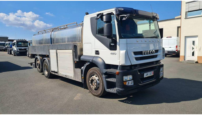 Iveco Stralis 420 6x2 16000 Liter - ohne Saug- und Mes - Autobot: foto 3 Iveco Stralis 420 6x2 16000 Liter - ohne Saug- und Mes - Autobot: foto 3