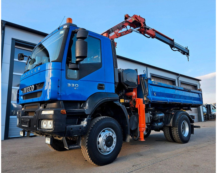 Iveco Trakker 190T33 4x4 M Tipper + Crane Atlas 120.2E - Kamion vetëshkarkues, Kamion me vinç: foto 3 Iveco Trakker 190T33 4x4 M Tipper + Crane Atlas 120.2E - Kamion vetëshkarkues, Kamion me vinç: foto 3