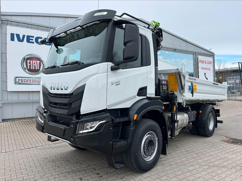 Iveco X-WAY AD200X36/P HR OFF 3 way tipper - Kamion vetëshkarkues, Kamion me vinç: foto 2 Iveco X-WAY AD200X36/P HR OFF 3 way tipper - Kamion vetëshkarkues, Kamion me vinç: foto 2