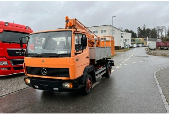 Mercedes-Benz 709 Bucket truck Wumag 14 m - Kamioni, Kamion me vinç: foto 1 Mercedes-Benz 709 Bucket truck Wumag 14 m - Kamioni, Kamion me vinç: foto 1