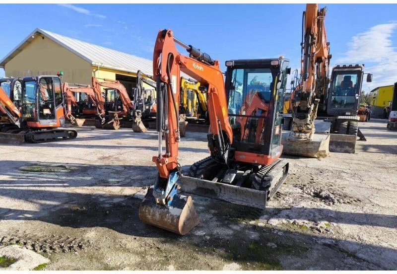 Kubota U27-4 - Crawler mini excavator - Miniekskavator: foto 4 Kubota U27-4 - Crawler mini excavator - Miniekskavator: foto 4
