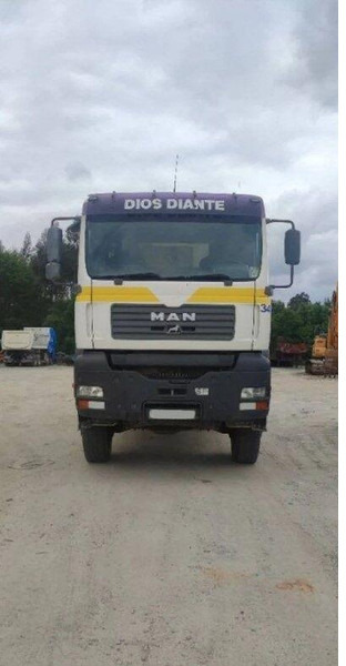 MAN TGA 33.410 - Kamion vetëshkarkues: foto 2 MAN TGA 33.410 - Kamion vetëshkarkues: foto 2