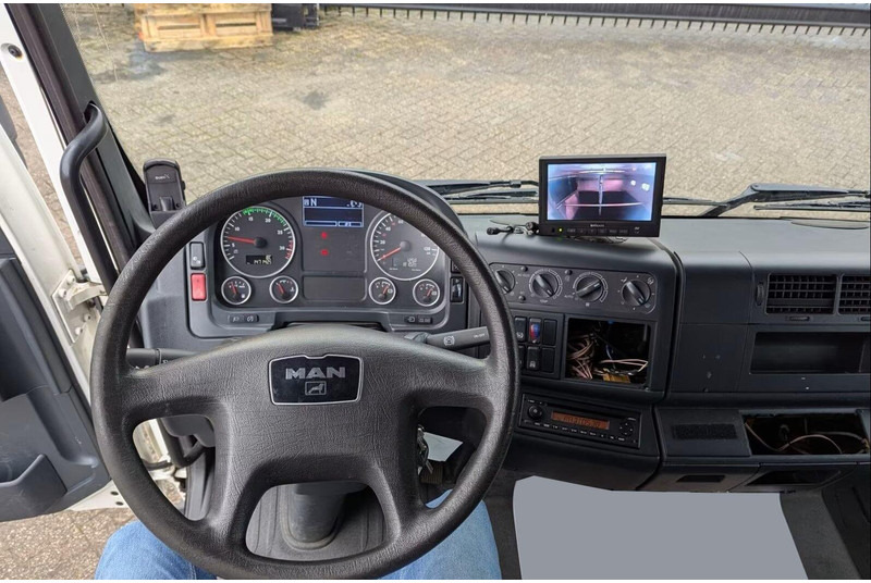 Kamion për kuaj MAN TGL 12.180 - Doka Horse transporter: foto 20 Kamion për kuaj MAN TGL 12.180 - Doka Horse transporter: foto 20