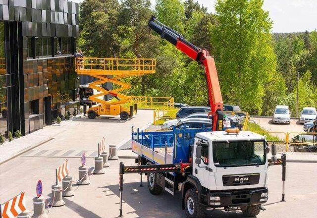 MAN TGM 18 250 4x4 PALFINGER PK 27001 HDS Crane Kra - Kamion vetëshkarkues, Kamion me vinç: foto 2 MAN TGM 18 250 4x4 PALFINGER PK 27001 HDS Crane Kra - Kamion vetëshkarkues, Kamion me vinç: foto 2