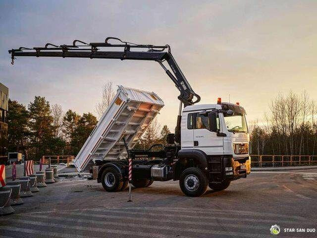 MAN TGS 18.360 4x4 HIAB 144 E-4 Crane Kipper - Kamion vetëshkarkues, Kamion me vinç: foto 3 MAN TGS 18.360 4x4 HIAB 144 E-4 Crane Kipper - Kamion vetëshkarkues, Kamion me vinç: foto 3
